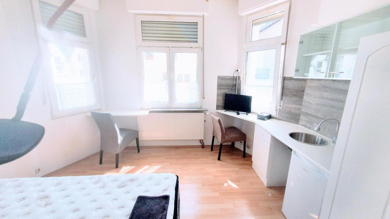 Fmi 9 Accommodation Raunheim Εξωτερικό φωτογραφία
