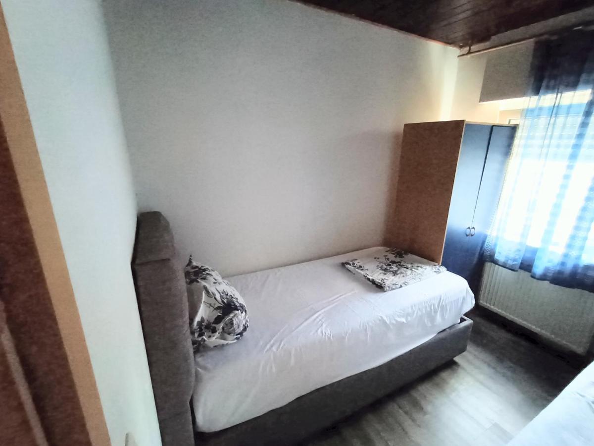 Fmi 9 Accommodation Raunheim Εξωτερικό φωτογραφία