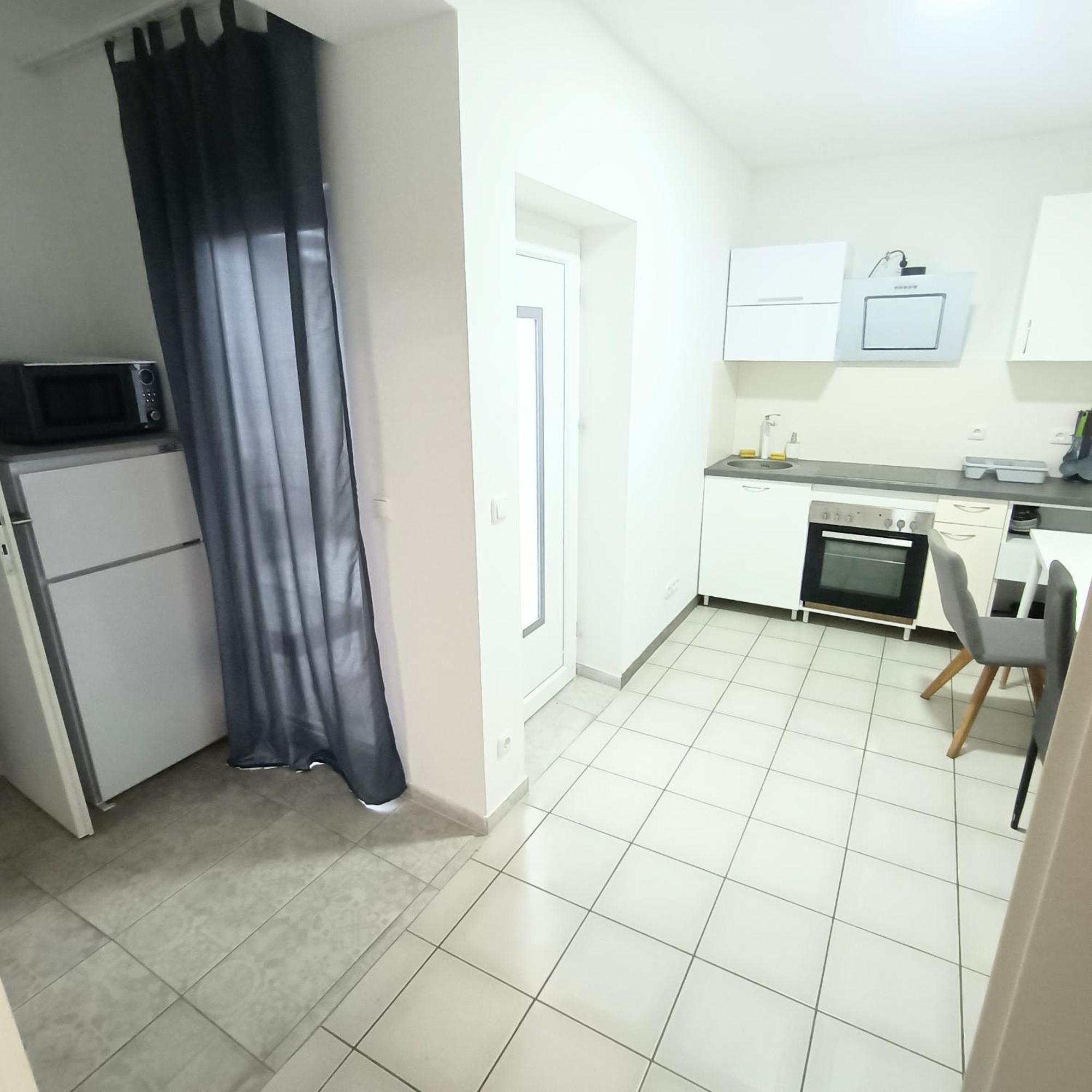 Fmi 9 Accommodation Raunheim Εξωτερικό φωτογραφία