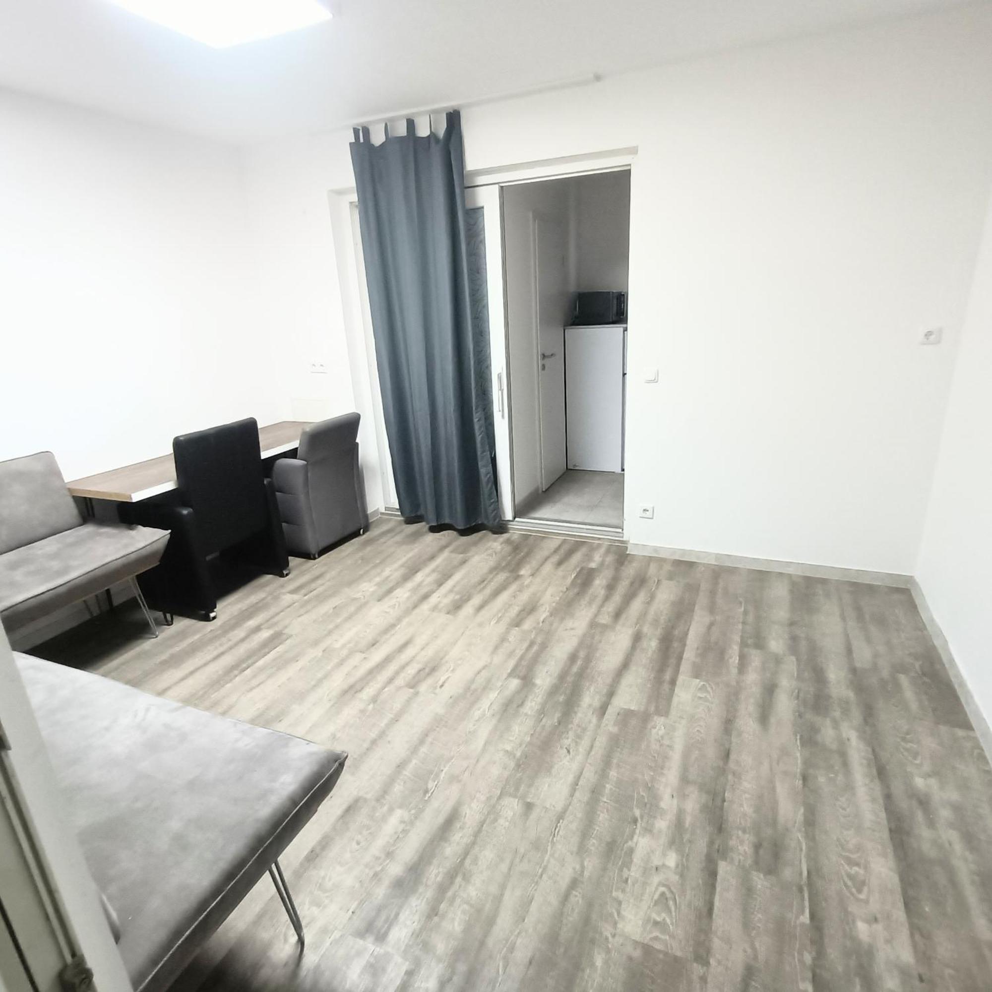 Fmi 9 Accommodation Raunheim Εξωτερικό φωτογραφία