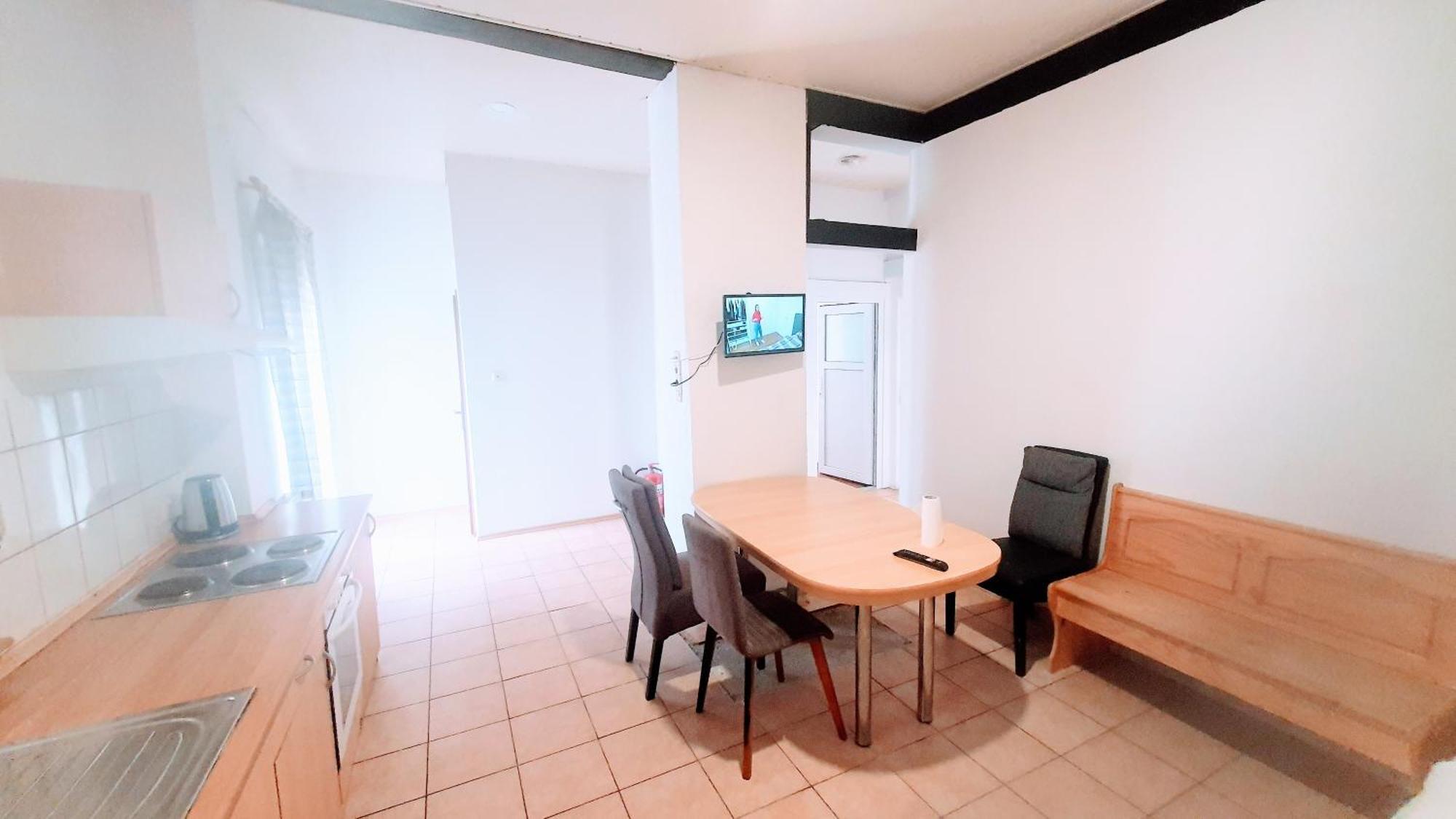 Fmi 9 Accommodation Raunheim Δωμάτιο φωτογραφία