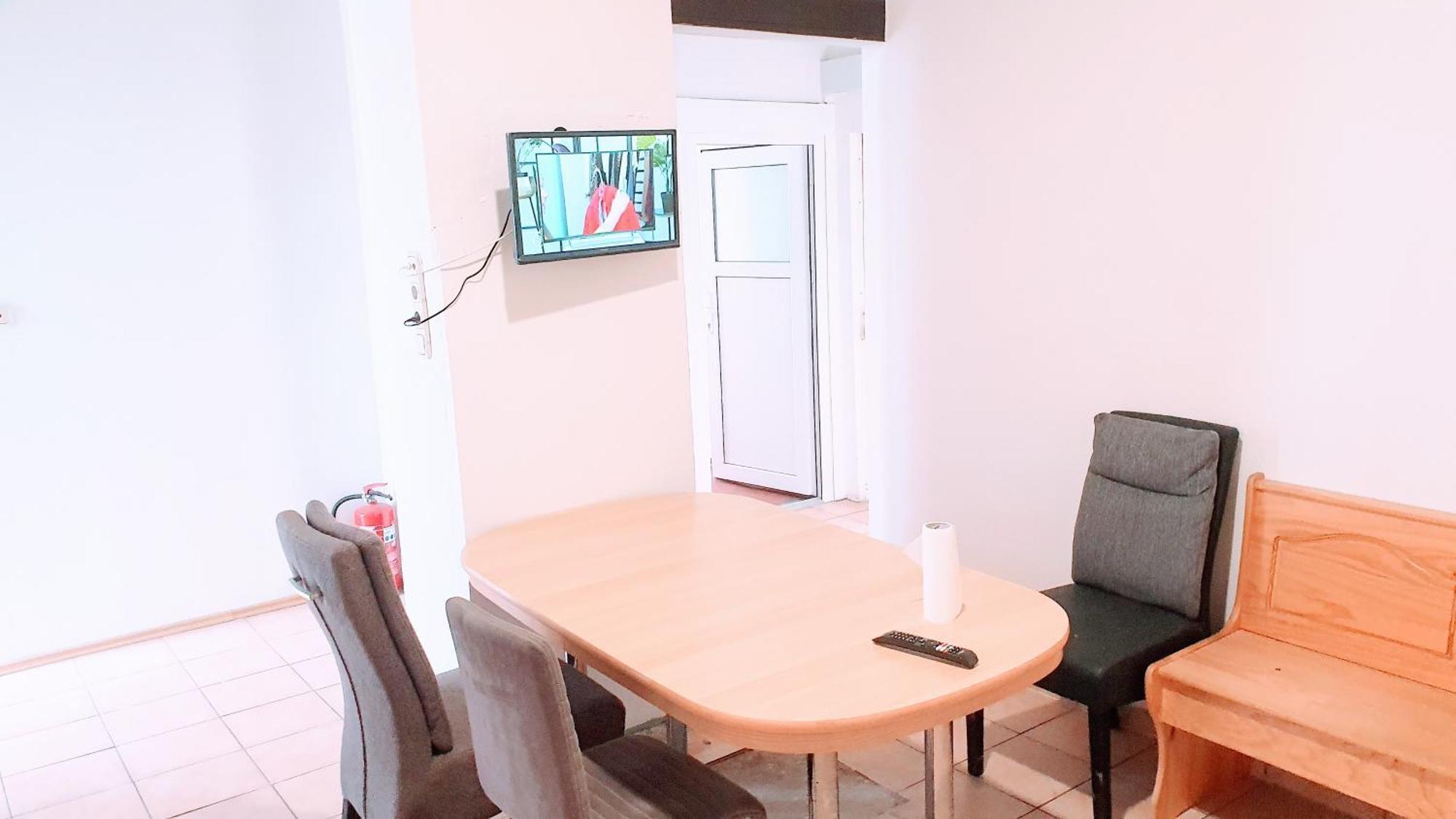 Fmi 9 Accommodation Raunheim Δωμάτιο φωτογραφία