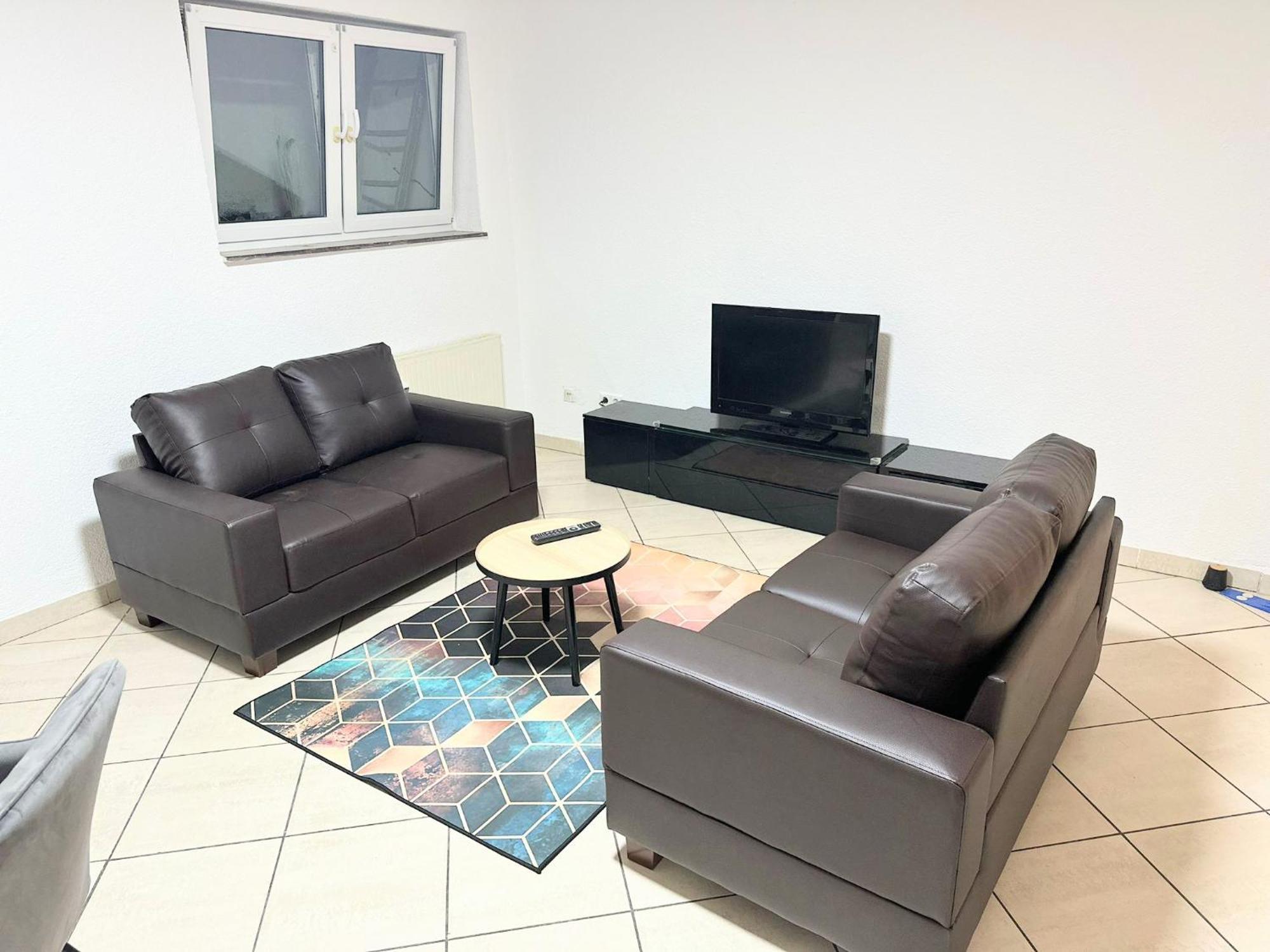 Fmi 9 Accommodation Raunheim Δωμάτιο φωτογραφία